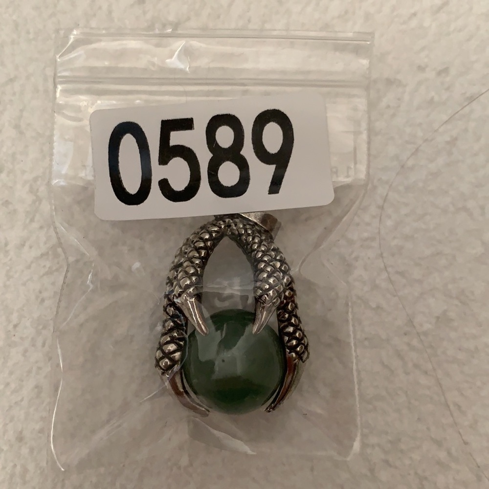 Natural Dragon Claw Aventurine Antique Design Handmade Pendant Unheated - Picture 7 of 8